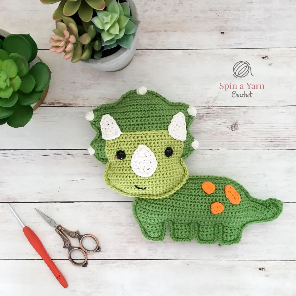 20 Free Crochet Dinosaur Patterns 13 Trish Ragdoll Triceratops Free Crochet Pattern
