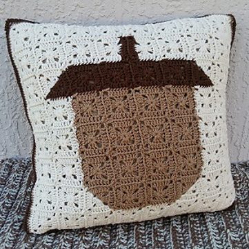 10+ Free Patterns For Crochet Acorns 11 Acorn Pixel Art Crochet Pillow Pattern