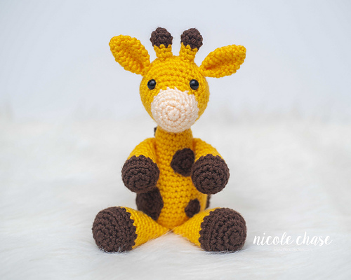 Gerald the Giraffe Free Crochet Pattern