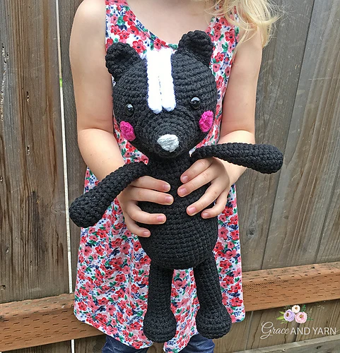 91 Free Crochet Woodland Animals Patterns 49 Woodland Skunk Free Crochet Pattern
